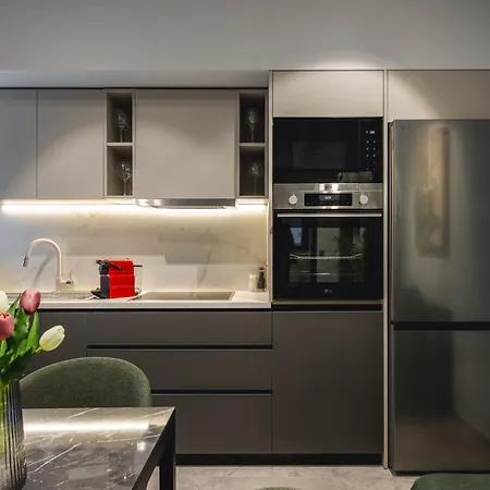 Unique Pham Homes Apartmán *